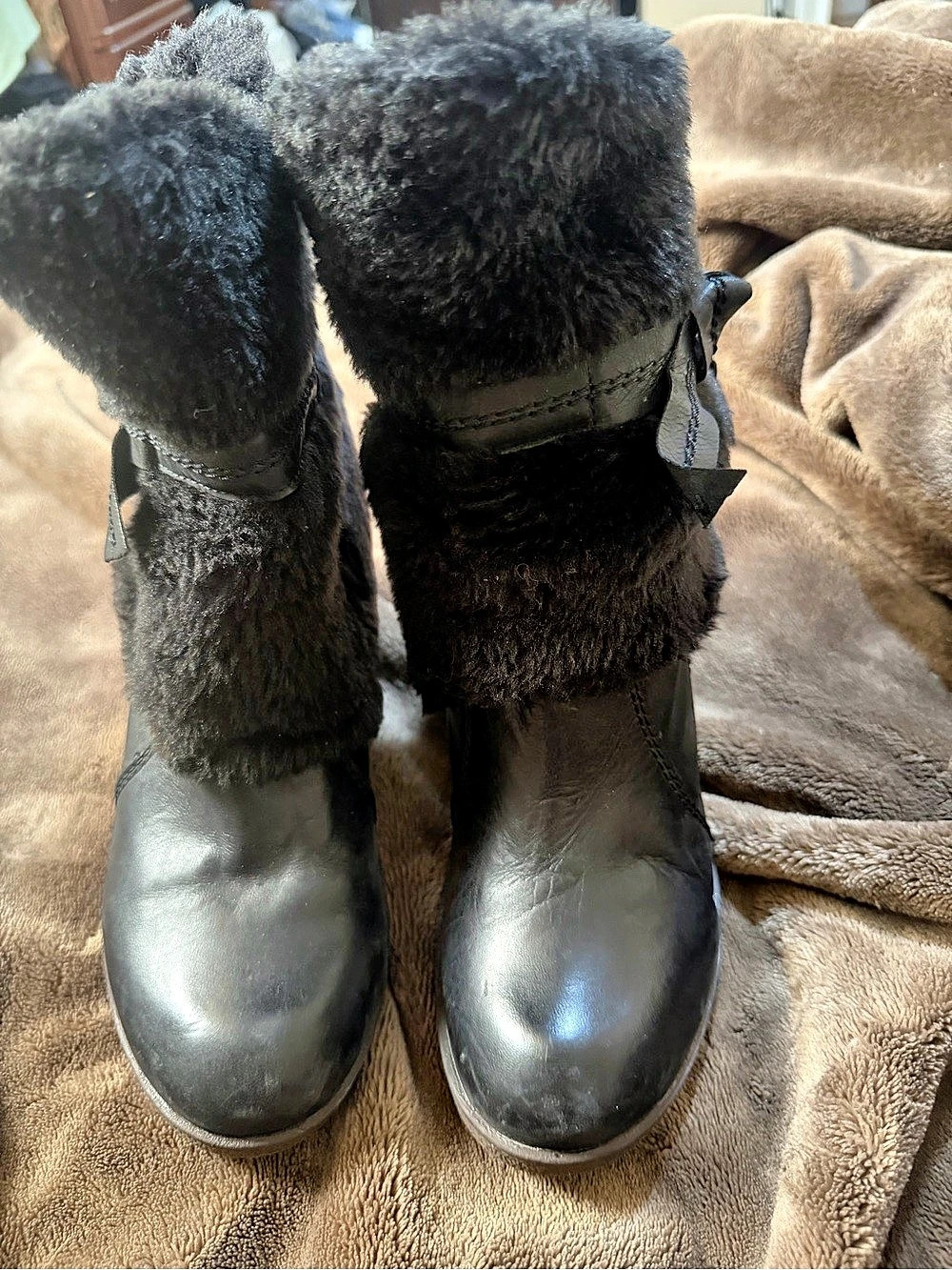 BareTraps Arctic Leather Winter Boots in Black US 9M